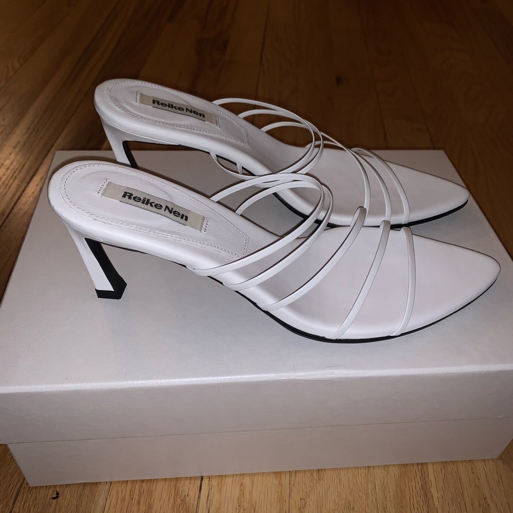 ❌SOLD❌Reike Nen white strappy kitten heel sandals - Picture 2 of 5
